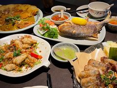 -大头虾越式风味餐厅(光明广场店)