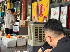 -老黄记手撕烤兔(玉林街店)