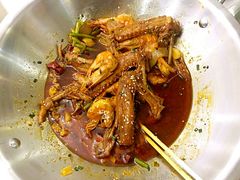 -张大师鸭爪爪特色干锅(南湖店)