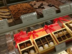 -布歌东京(金融街购物中心店)