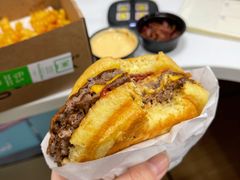 招牌牛肉堡双层-Shake Shack(西单大悦城店)