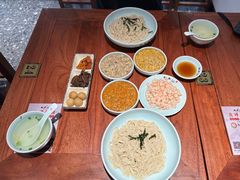 -裕兴记•蟹黄面馆(人民广场店)