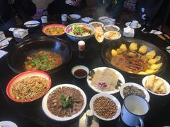 -鱼窝棚柴火铁锅炖(富山屯店)