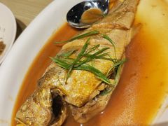 -小船渔村·大连菜·大连焖鱼(黄河路店)