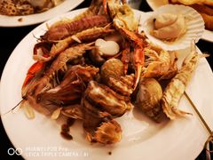 -圣丰索菲特·2 On 988 Café 自助餐厅