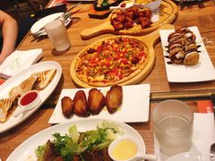 -玛格萝妮(汇智国际商业中心店)