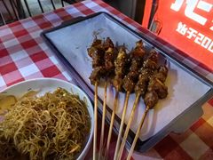 三丝炒米粉-龙巢盱眙龙虾·鸡煲·烧烤宵夜(坪洲店)