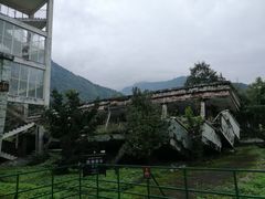-四川汶川特大地震漩口中学遗址