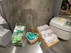 -老乡鸡(上海白玉兰广场店)