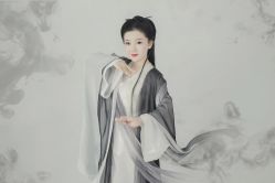 -盘子女人坊古装写真摄影
