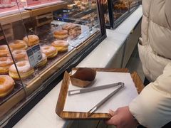 -巴黎贝甜(大宁国际商业广场店)