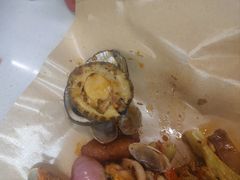 -老东镇啤酒屋海鲜加工·蒸汽海鲜·海鲜烧烤(台东店)