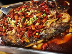 -鸣记脆皮烤鱼(铁西店)