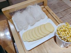 -蛙一刀·麻椒鱼火锅(金仙桥店)