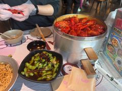 -巴厘龙虾·榜首油焖大虾(音乐学院·沿江酒馆店)