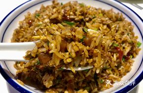 Sour Cabbage Egg Fried Rice (Large)