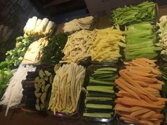 -食乐佳麻辣香锅(森林摩尔商业街区店)