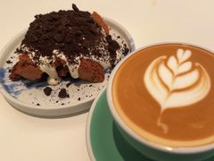 -Line 咖啡(石厦花园店)