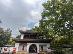 -汇龙潭
