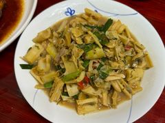 -芦茨金富饭庄·25年老字号·专做稻草鸡