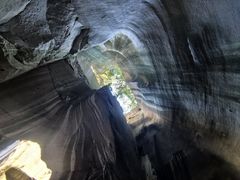 -伍山石窟