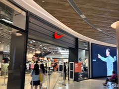 -东荟城名店仓