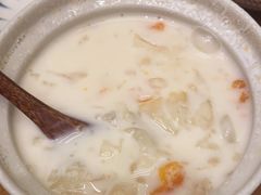 海底椰炖木瓜-小团圆糖水铺(襄阳南路店)
