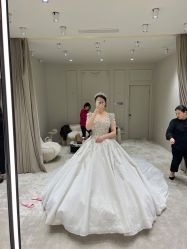 -Renee芮亦婚纱