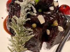 招牌红烧牛小排-江南雅厨(李公堤店)