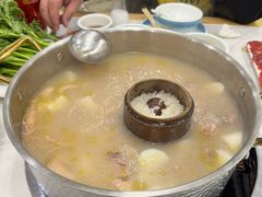 -朴小妹人参鸡汤火锅(长白山万达店)