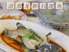 -鑫悦楼煎蟹·16年海鲜大排档