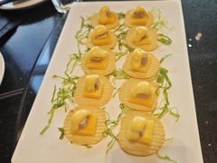 -铜锣湾·有麝自然香(重庆新天地店)