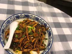 -玲珑餐厅(陕西南路店)