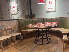 -叶派龙虾•招牌香辣蟹·海鲜(中海国际店)