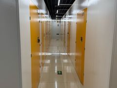-安东易迷你自助仓储寄存仓库(草桥店)