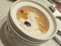 缤纷雪燕浸桃胶-川越泰火锅(吉利大厦店)