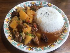 土豆烧牛肉饭-歹歹的加个面过油肉拌面
