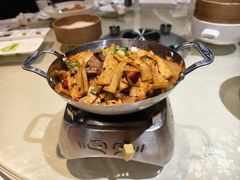 -瓦国小镇·果木烤鸭·融合菜(西口店)