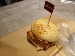 -必胜客(中山店)