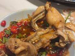 -何师傅美蛙鱼头(汉街店)