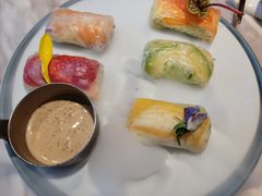 漫步花开彩虹卷-蜜桃花开·中西融合菜E&W(南长街店)