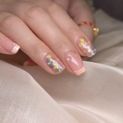 -天生爱美甲