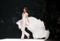 -全城热恋璀璨婚纱摄影(国贸总店)