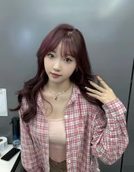 -妃格美发沙龙·烫发·染发