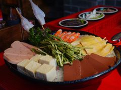 -谭鸭血老火锅(漳州路店)