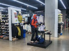 -迪卡侬(大英山店)