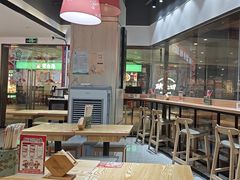 -魔都三兄弟酸辣粉·蘸卤炸串(虹桥万科店)