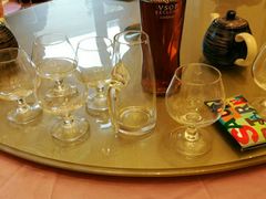 -沙龙酒家