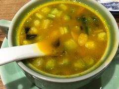 鹏城金汤拆鱼羹-五谷芳乳鸽王（大梅沙总店C区）(网红打卡店)