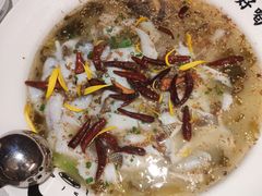-江渔儿酸菜鱼(奥园广场金发购物中心店)